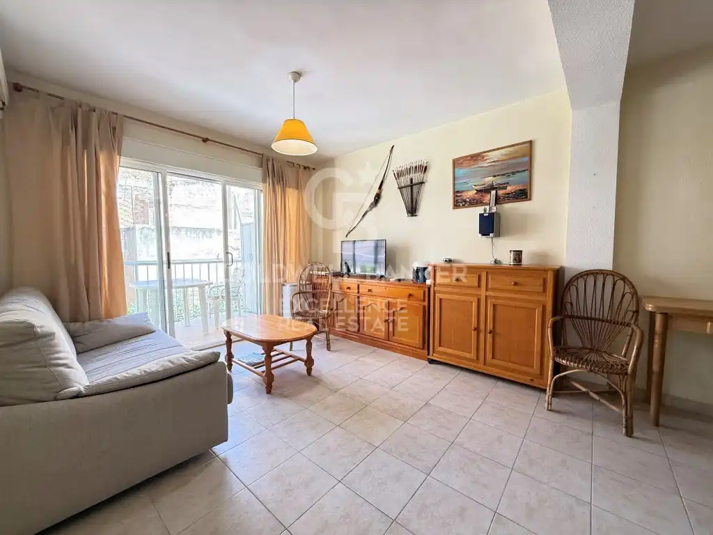 Flat for sale in Calle Almirante Roger De Lauria, Oliva Playa