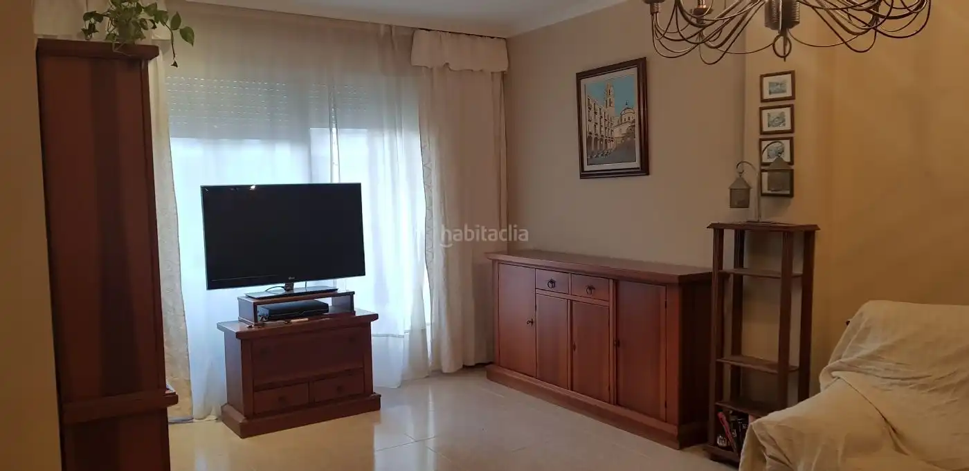 Wohnung mit Aufzug zum Verkauf in Plaça Emperador Carles I 2