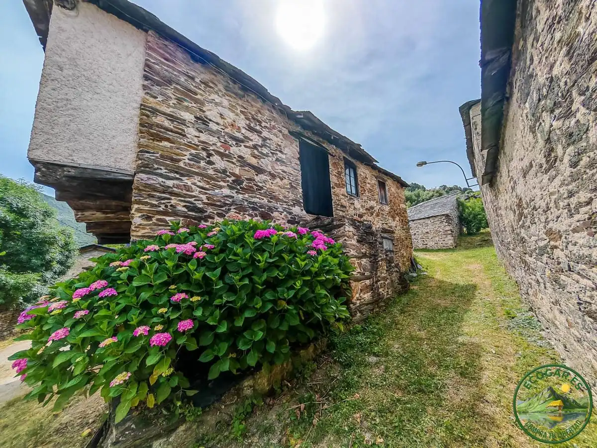 Terraced house with garden for sale in Borrenes, imagen 5