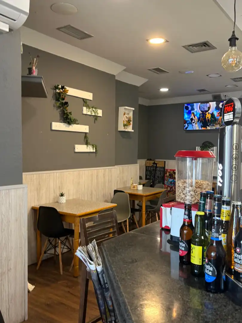 Dining room of Commercial properties for sale in  Logroño  with Air Conditioner, Heating and Terrace