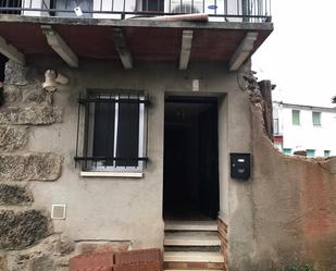 Exterior view of Single-family semi-detached for sale in Pedro Bernardo