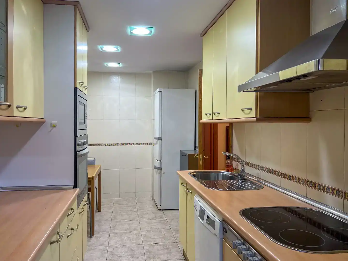 Küche von Wohnung zum Verkauf in  Madrid Capital mit Klimaanlage und Schwimmbad