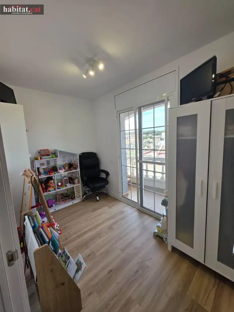 Terraza de Casa adosada en venta en Vilanova i la Geltrú con Aire acondicionado, Calefacción y Parquet