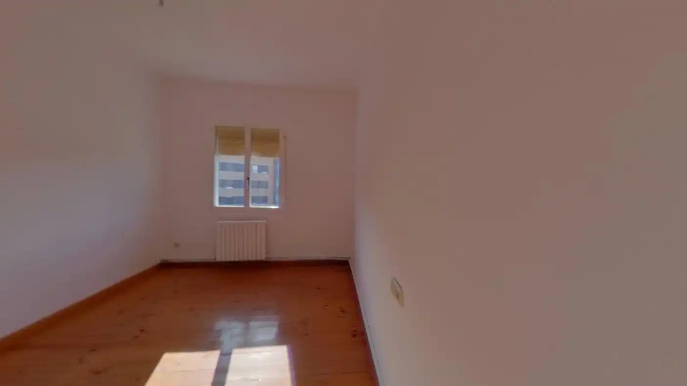 Flat for sale in SANTA ENGRACIA I / SANTA ENGRAZIA I ZEHARKALEA, Buztintxuri