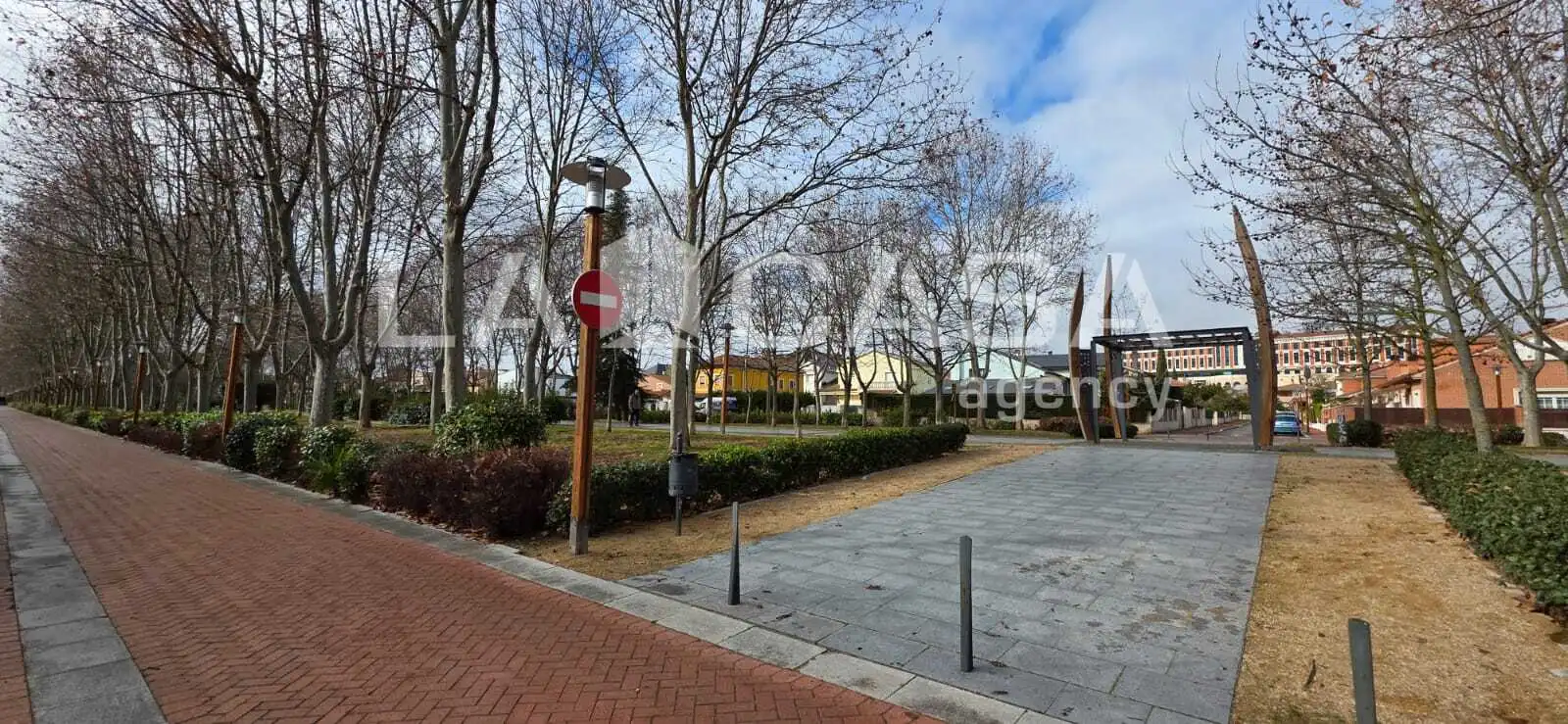Vista exterior de Casa adosada en venta en Arroyo de la Encomienda con Calefacción, Terraza y Trastero