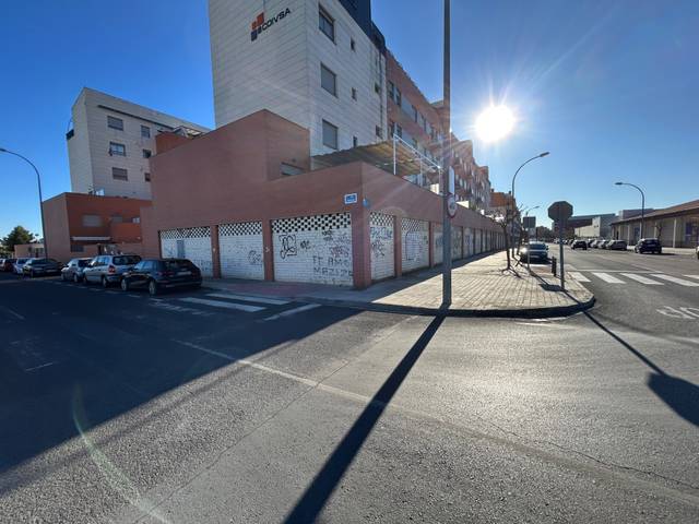 Local comercial en Venta en Calle Santa Cruz de Mudela, 2 en Nuevo Hospital