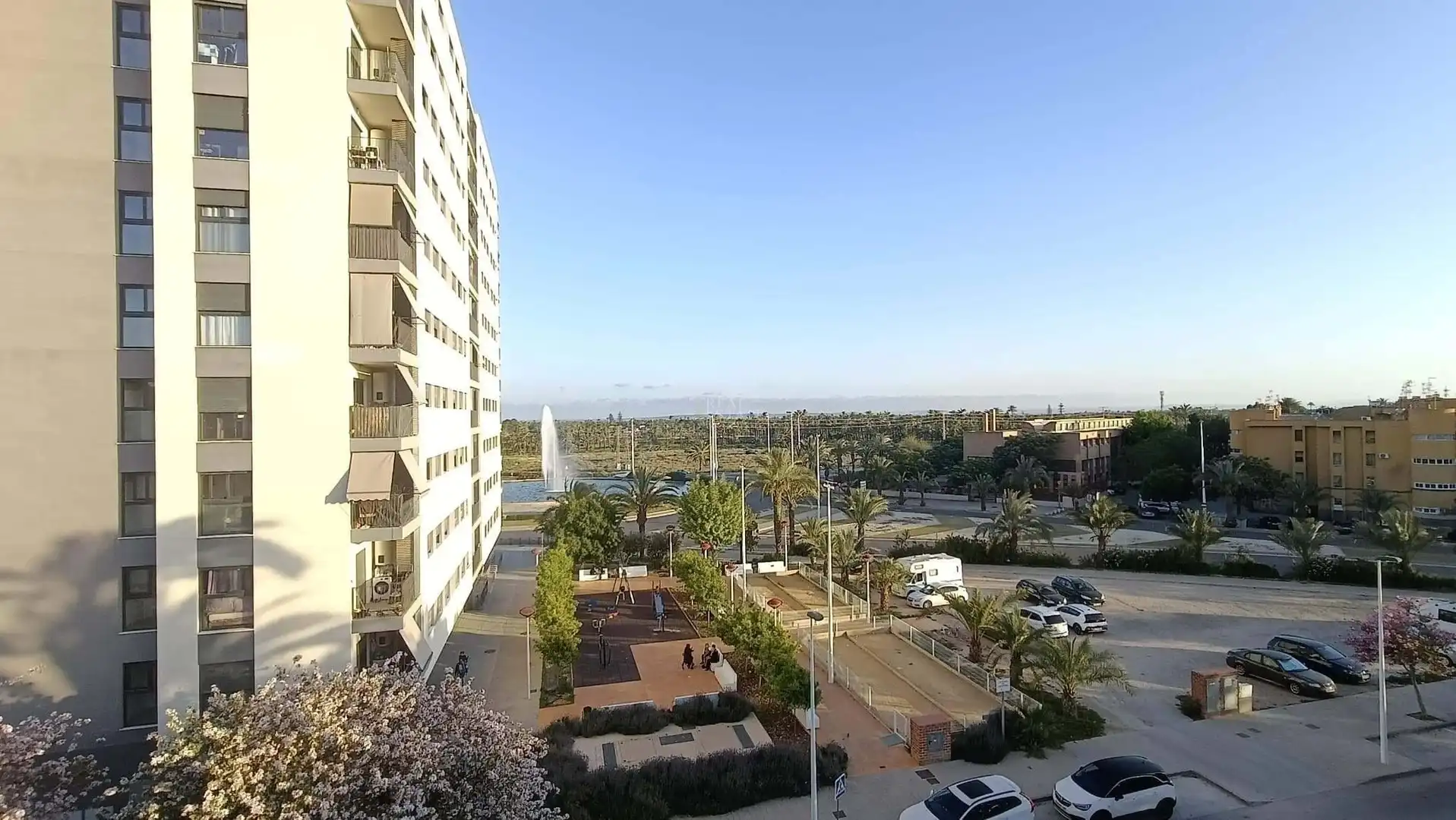 Vista exterior de Pis en venda en Elche / Elx amb Traster i Balcó