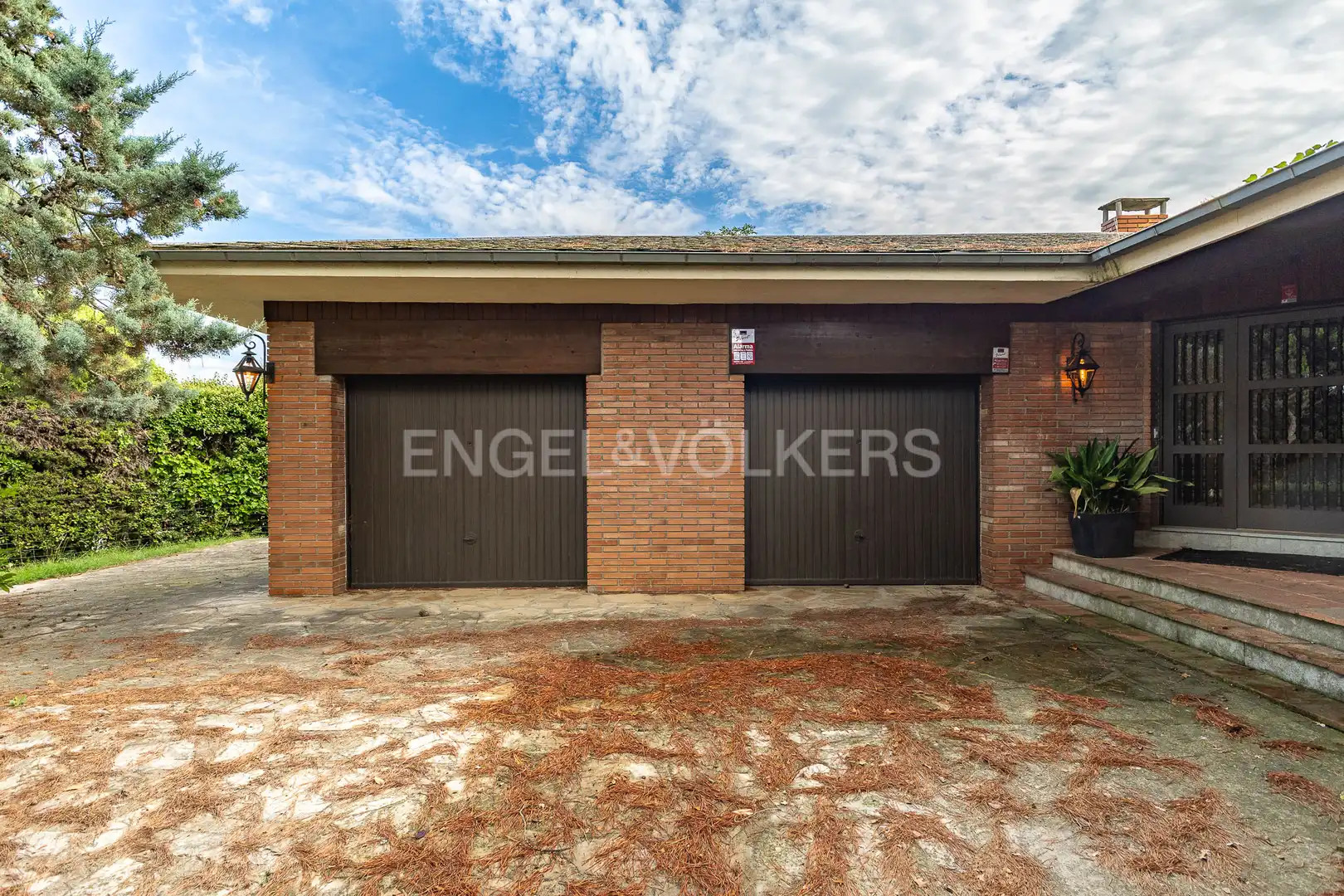 Vista exterior de Casa o chalet en venta en Seva con Aire acondicionado, Calefacción y Jardín privado
