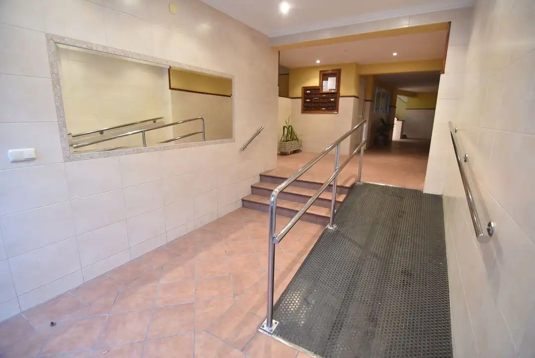 Piso en venta en Ermua con Amueblado y Balcón