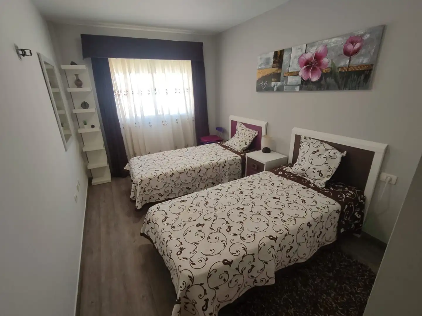 Dormitori de Pis de lloguer en Granadilla de Abona amb Parquet, Moblat i Forn