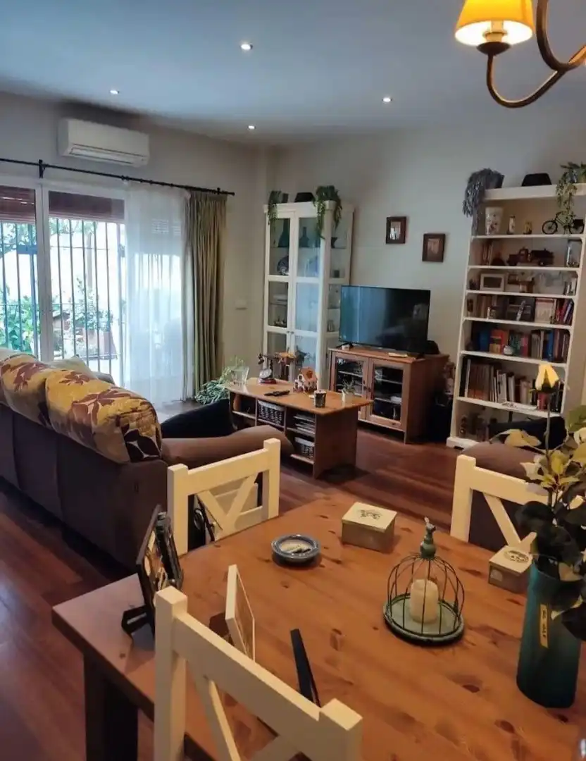 Living room of Houses for sale in Sevilla