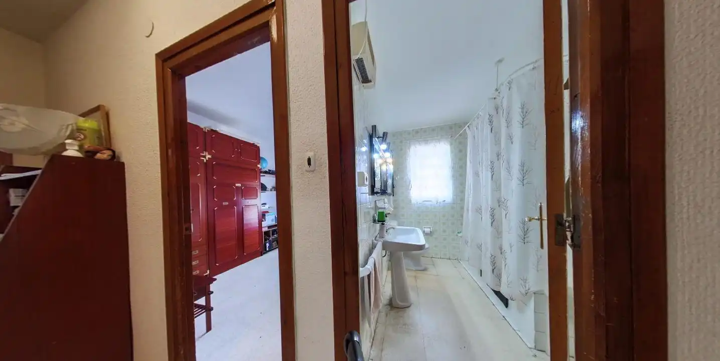 Bathroom of Houses for sale in Armilla  with Air Conditioner, Heating and Swimming Pool