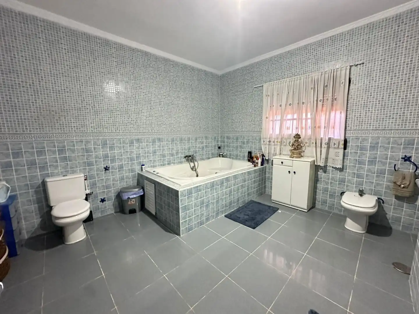 Bany de Casa o xalet en venda en La Línea de la Concepción