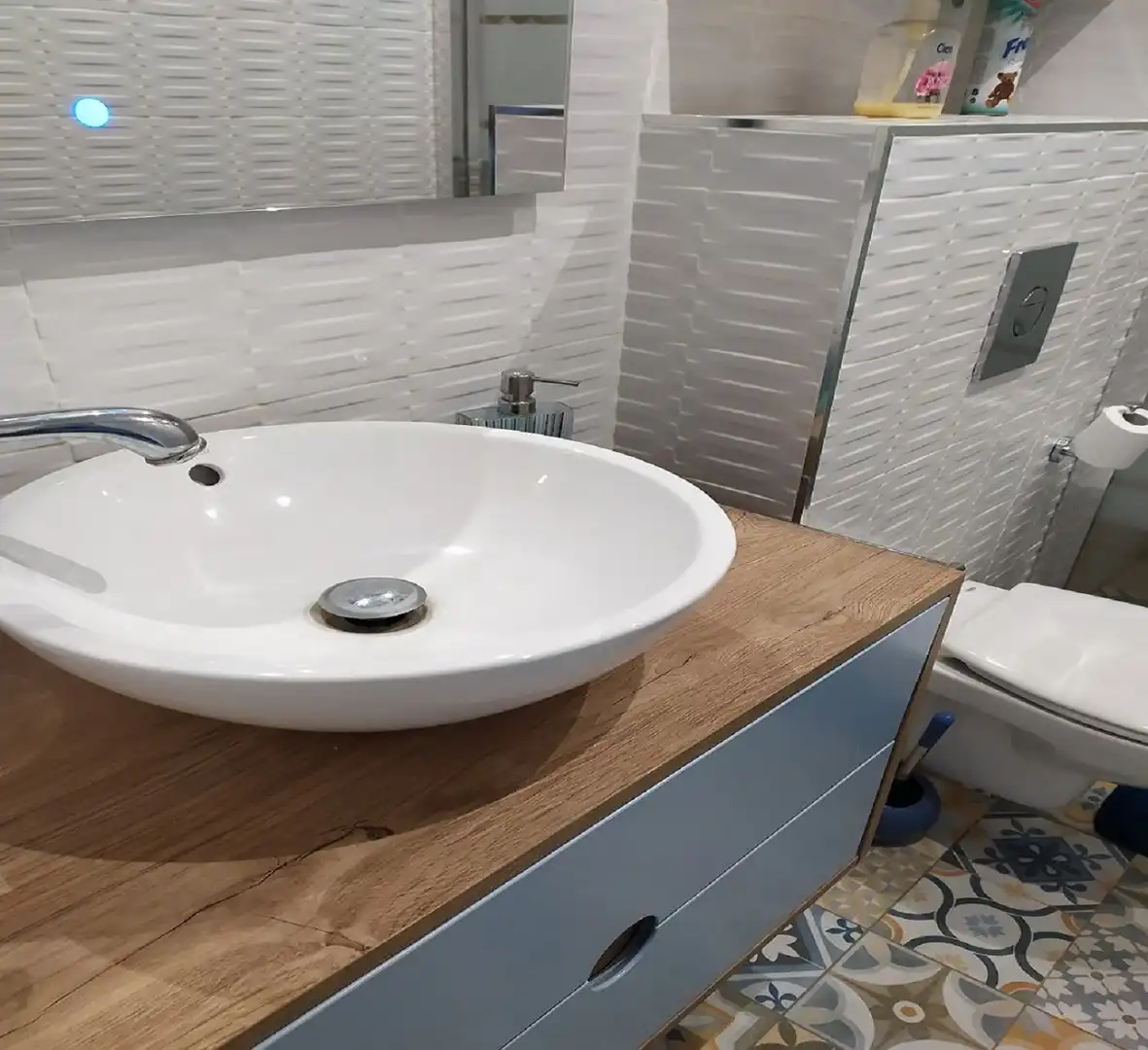Bany de Apartament en venda en Castelldefels amb Aire condicionat, Terrassa i Moblat