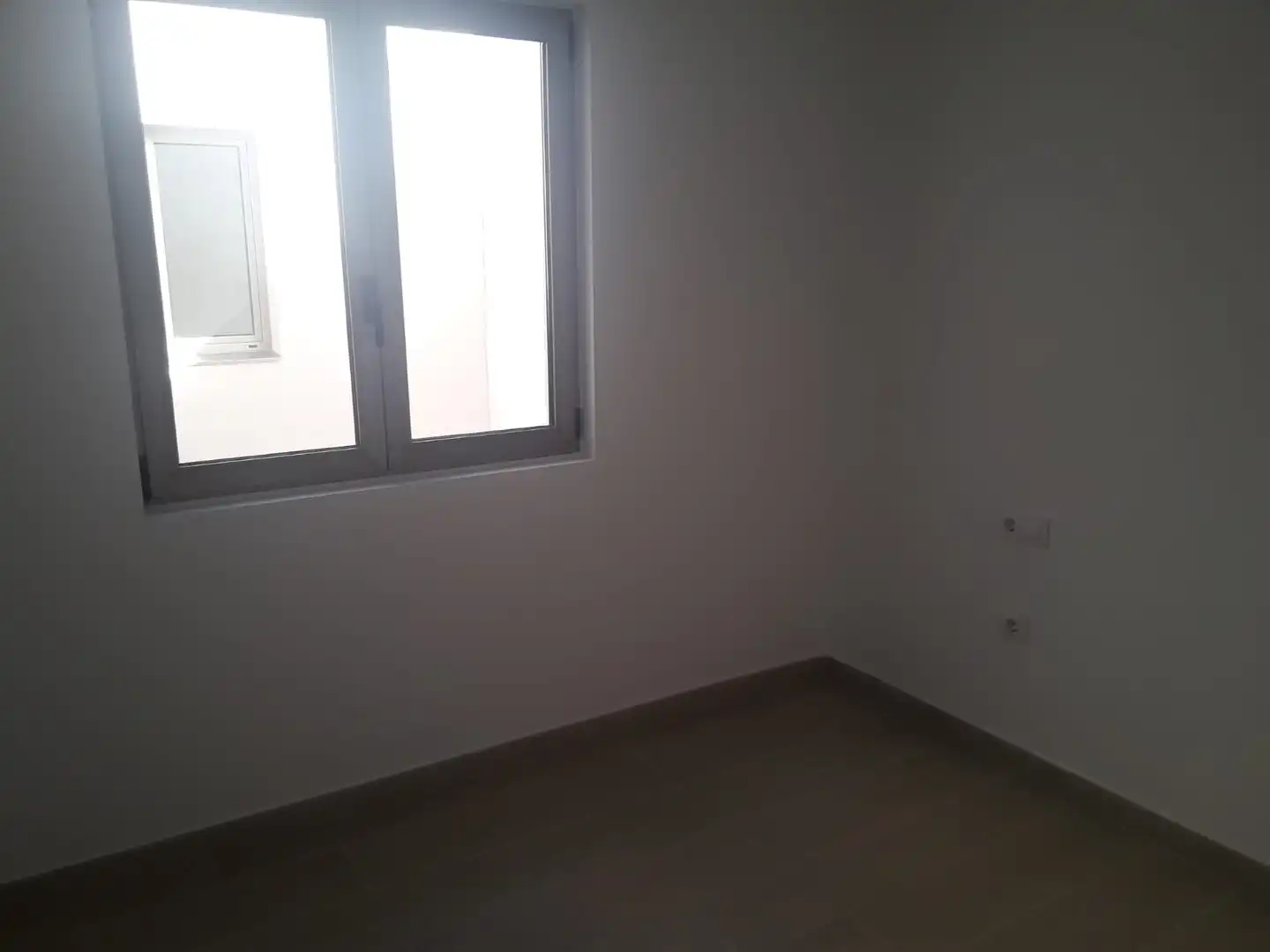 Schlafzimmer von Wohnung zur Miete in San Cristóbal de la Laguna mit Ofen und Waschmaschine