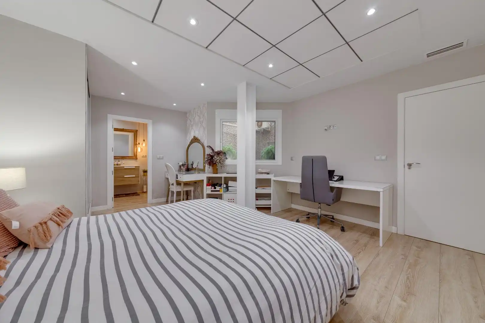 Apartamento con jardín en venta en Playa del Cura, imagen 51