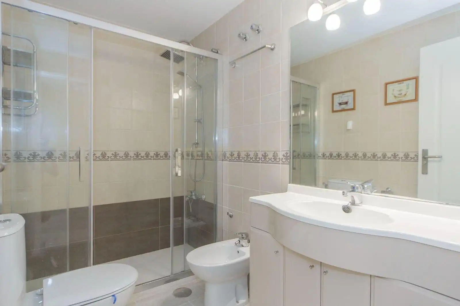 Bany de Apartament en venda en Calpe / Calp amb Aire condicionat, Balcó i Piscina comunitària