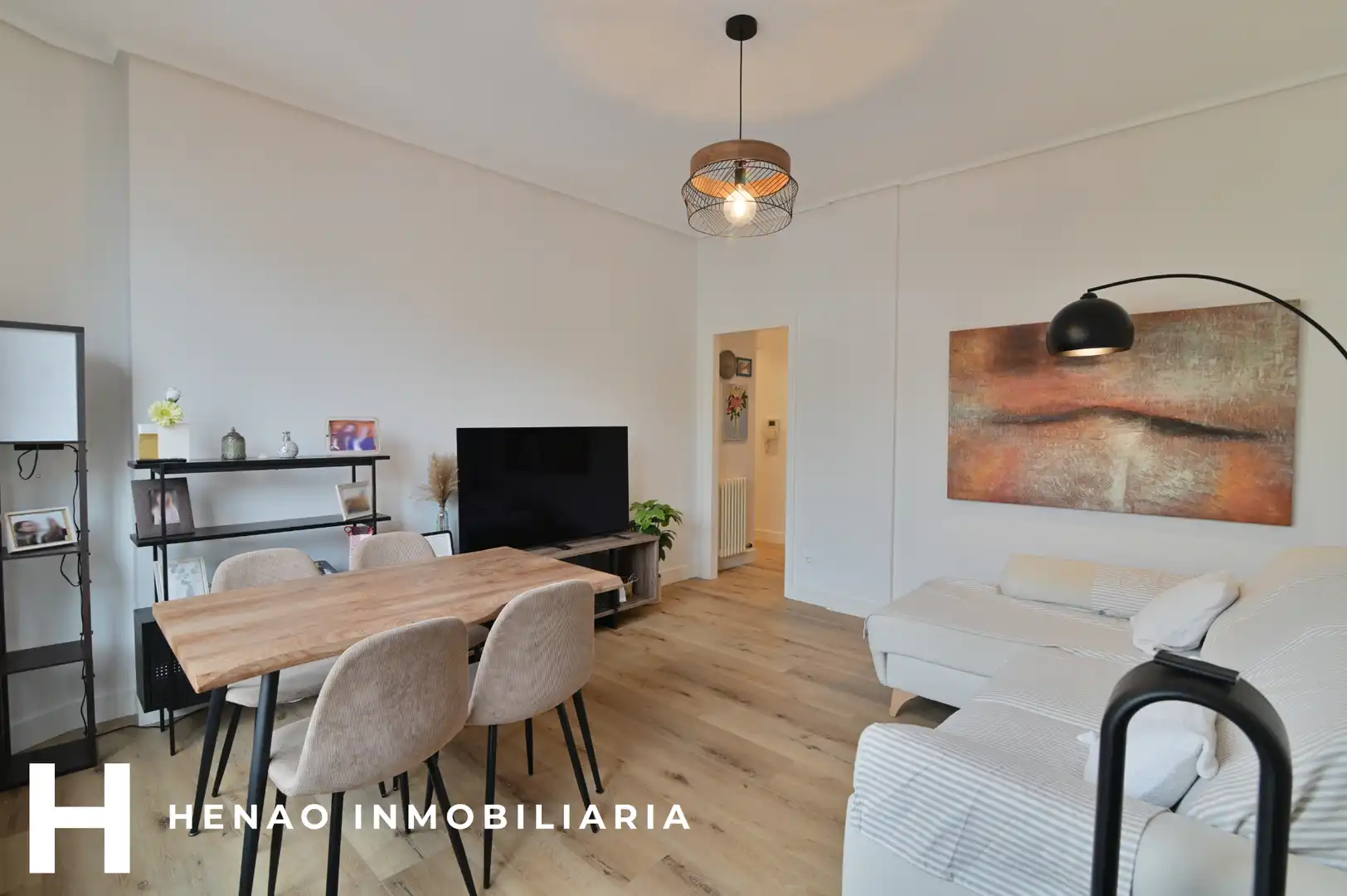 Flat with lift for sale in Rodríguez Arias Kalea, imagen 3