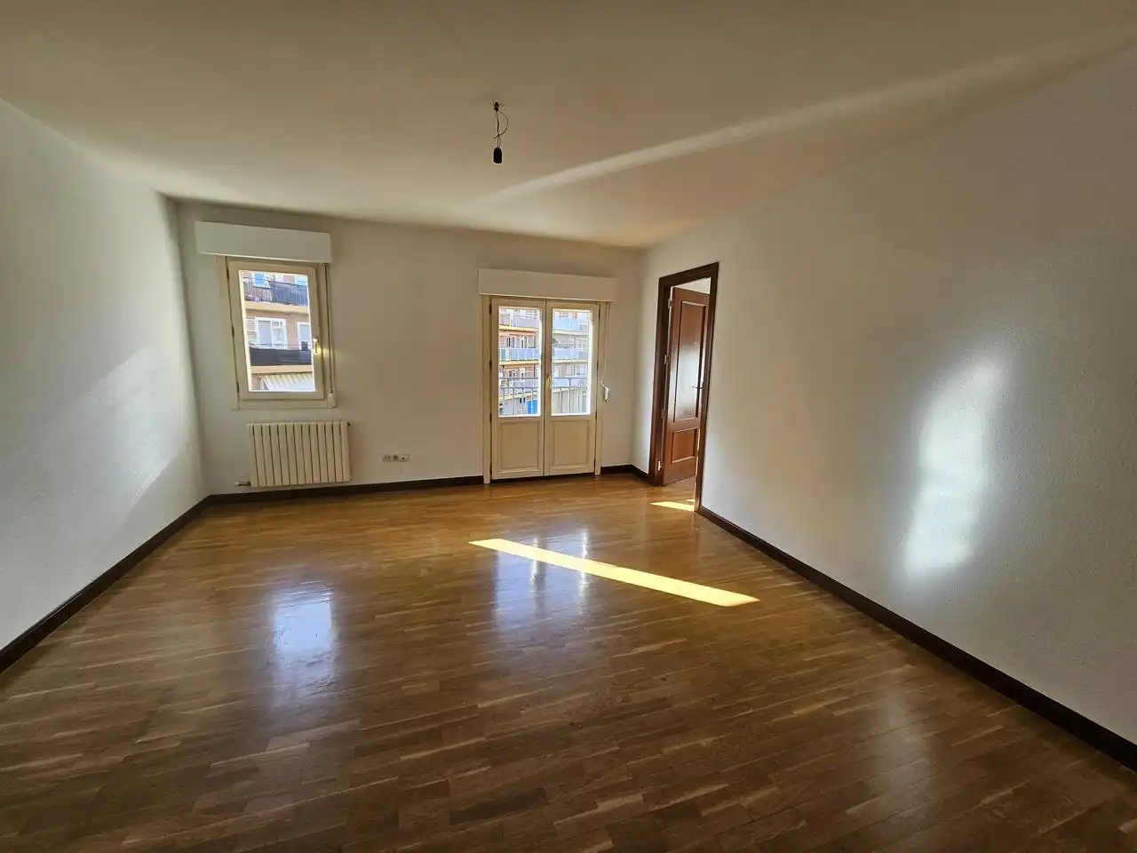 Flat with lift for sale in Calle Monasterio Viejo de San Pedro, imagen 4