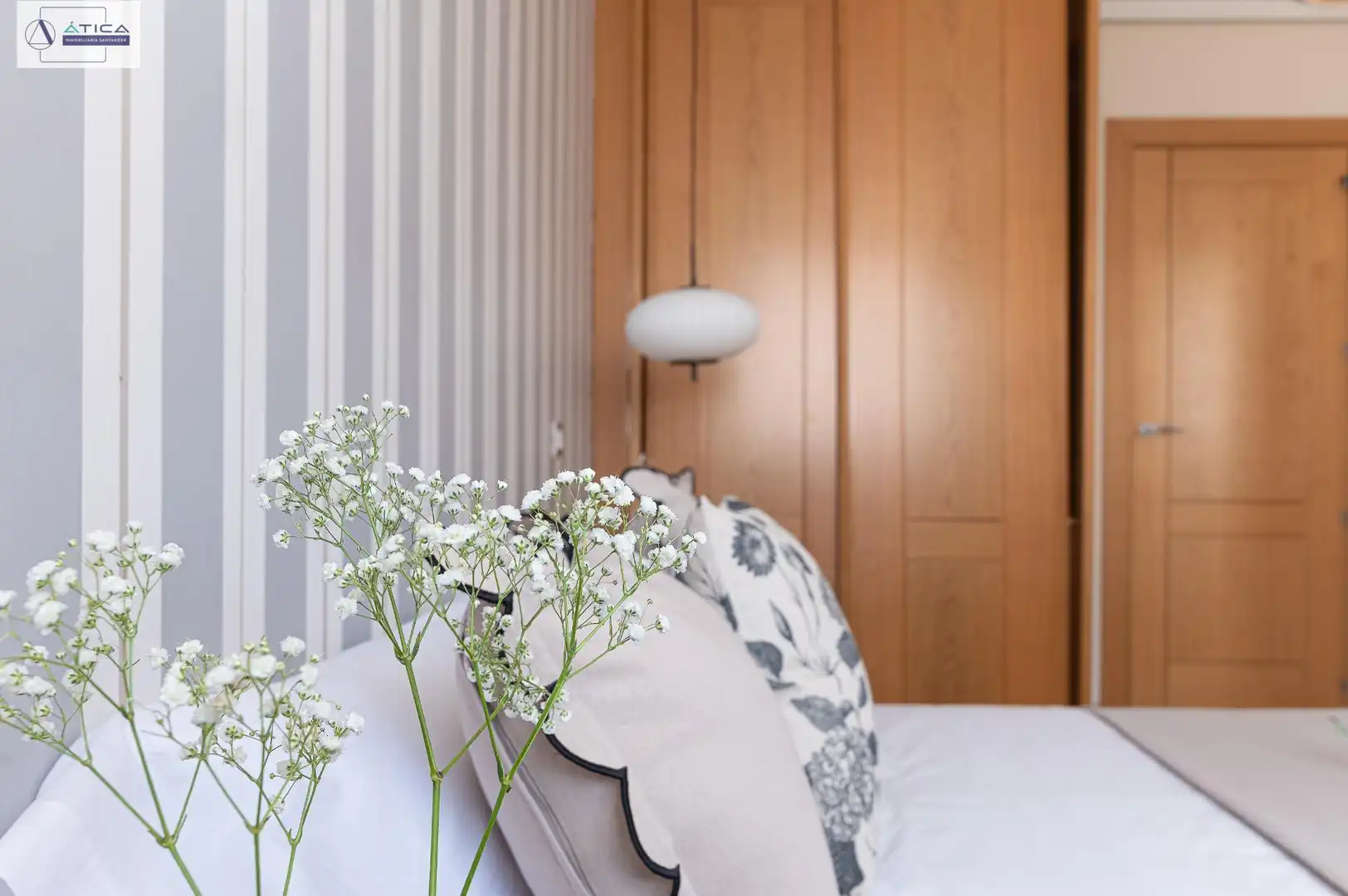 Habitación de Ático en venta en Santander con Calefacción, Jardín privado y Parquet