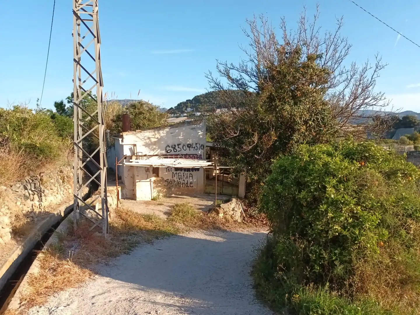 Vista exterior de Casa o chalet en venta en La Nucia con Jardín privado