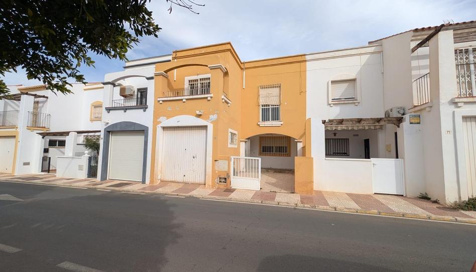 Photo 1 of Single-family semi-detached for sale in  Juan Bonachera (r), Roquetas Pueblo, Almería