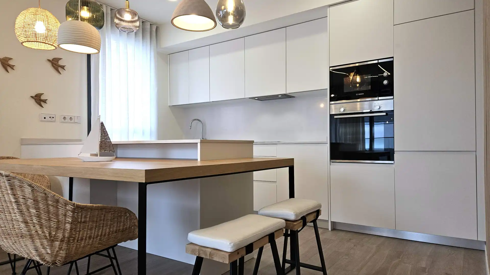Kitchen of Flat for rent in Badalona  with Air Conditioner, Furnished and Alarm