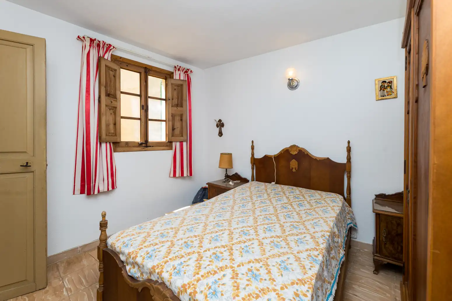 Bedroom of Detached homes for sale in  Palma de Mallorca  with Terrace and Storage room