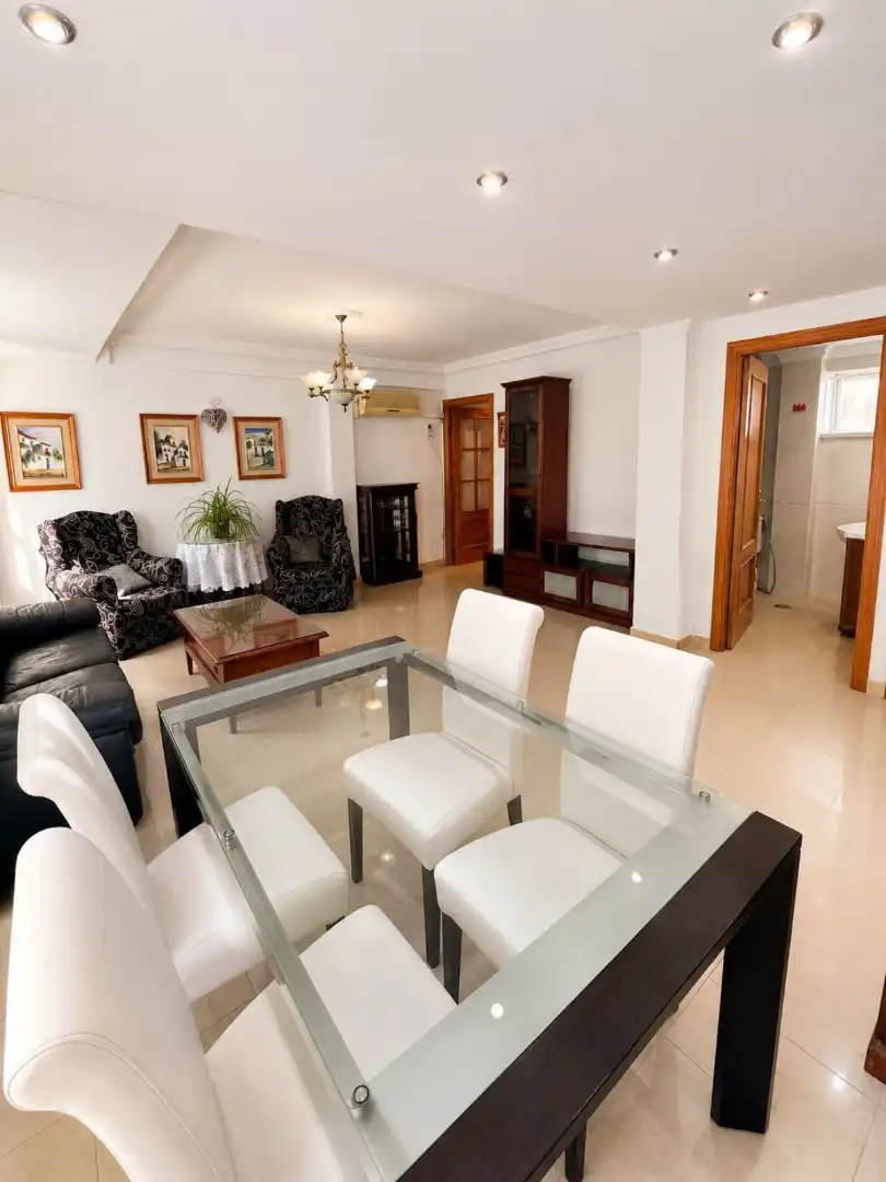 Comedor de Piso en venta en Málaga con Aire acondicionado y Amueblado
