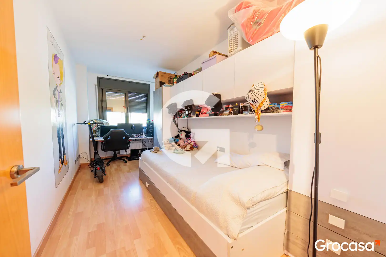 Habitación de Piso en venta en Terrassa con Aire acondicionado, Calefacción y Terraza