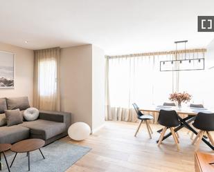 Living room of Flat to rent in  Barcelona Capital  with Air Conditioner, Heating and Furnished