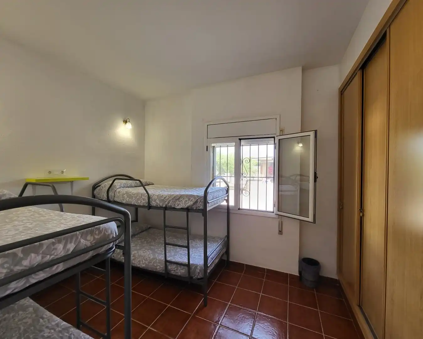 Dormitori de Finca rústica en venda en L'Ametlla de Mar  amb Jardí privat, Terrassa i Traster