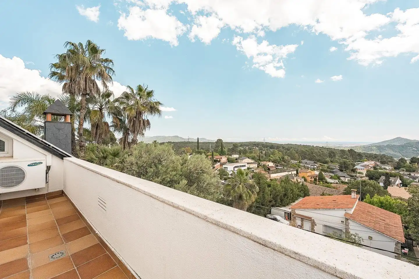 Terrassa de Casa o xalet en venda en Pallejà amb Calefacció, Jardí privat i Terrassa
