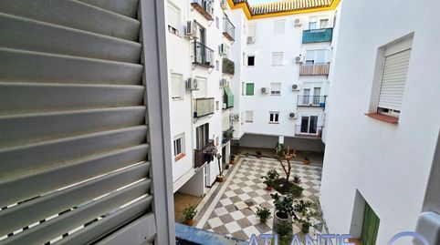 Foto 3 de Piso de alquiler en San Julián, Sevilla Capital