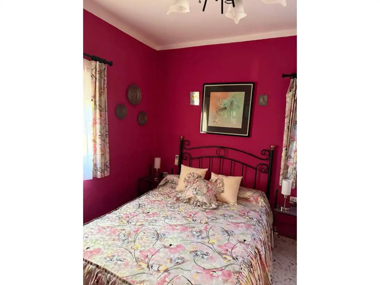 Habitación de Casa o chalet en venta en Carmona con Aire acondicionado, Calefacción y Jardín privado