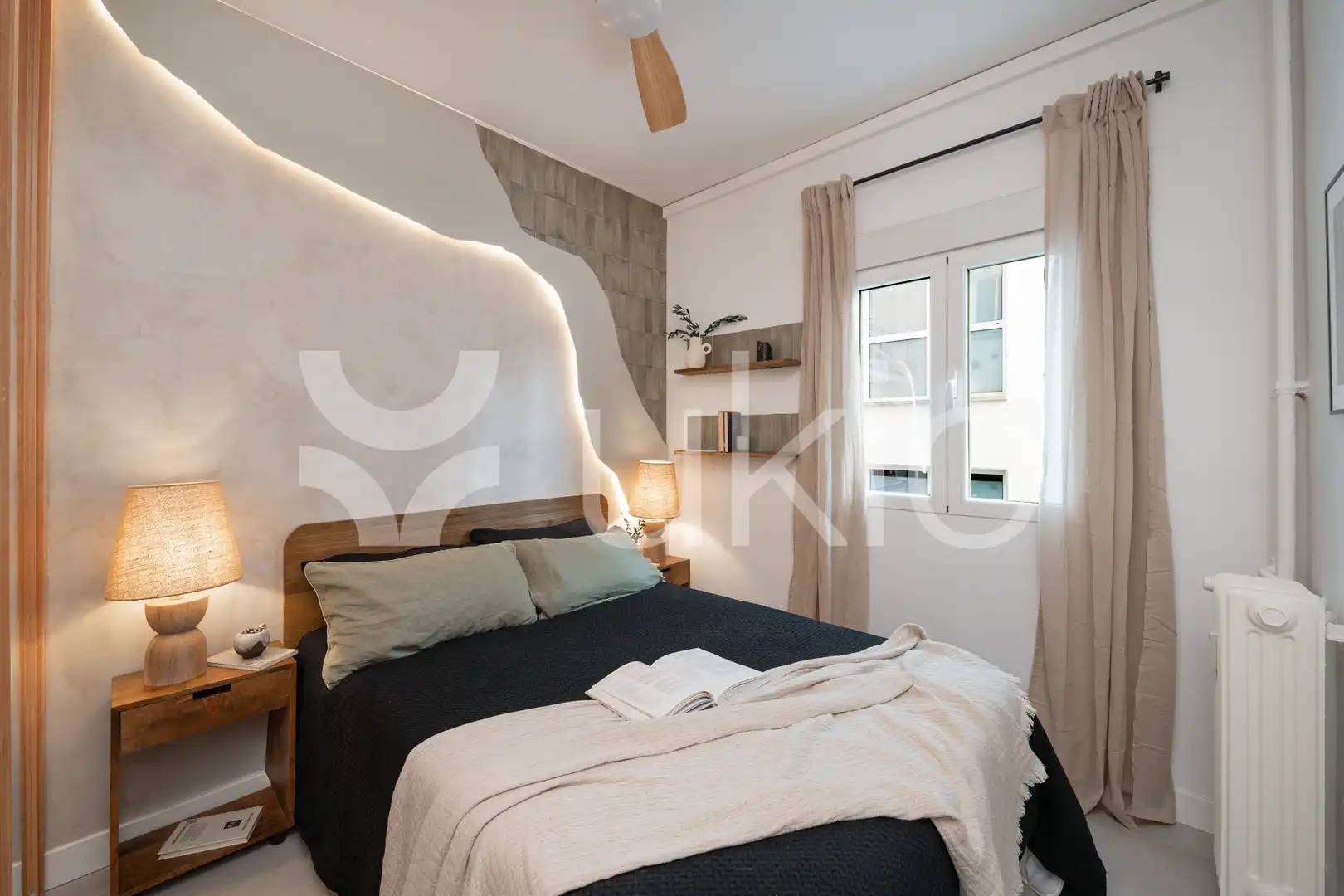 Habitación de Apartamento de alquiler en Madrid con Aire acondicionado, Calefacción y Amueblado
