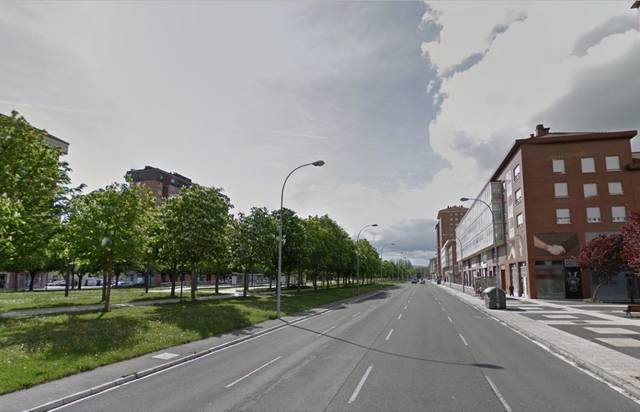 Local comercial en Venta en N-622 en Lakua-Bizkarra