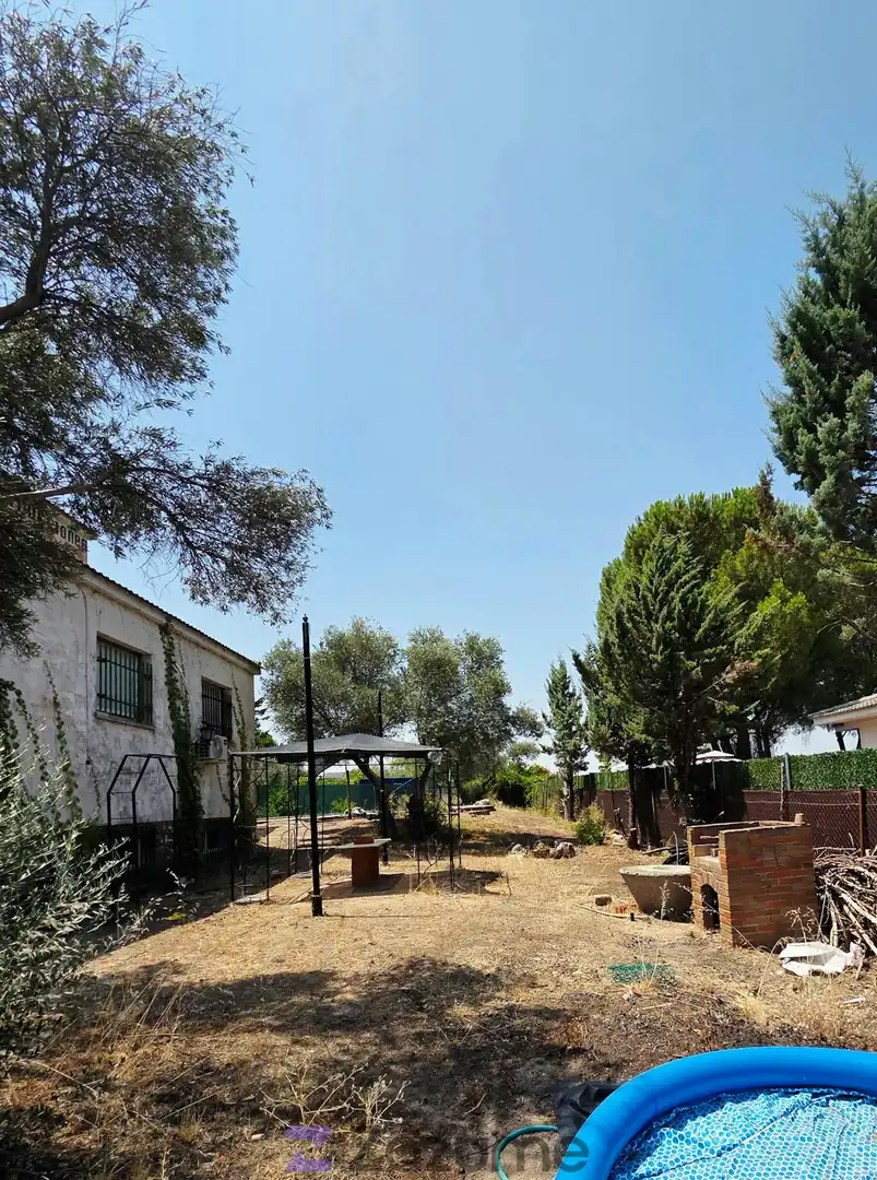Casa o chalet de alquiler en El Casar de Escalona con Calefacción, Jardín privado y Amueblado