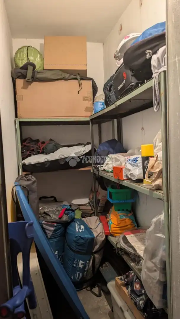 Garage for sale in Zaragoza