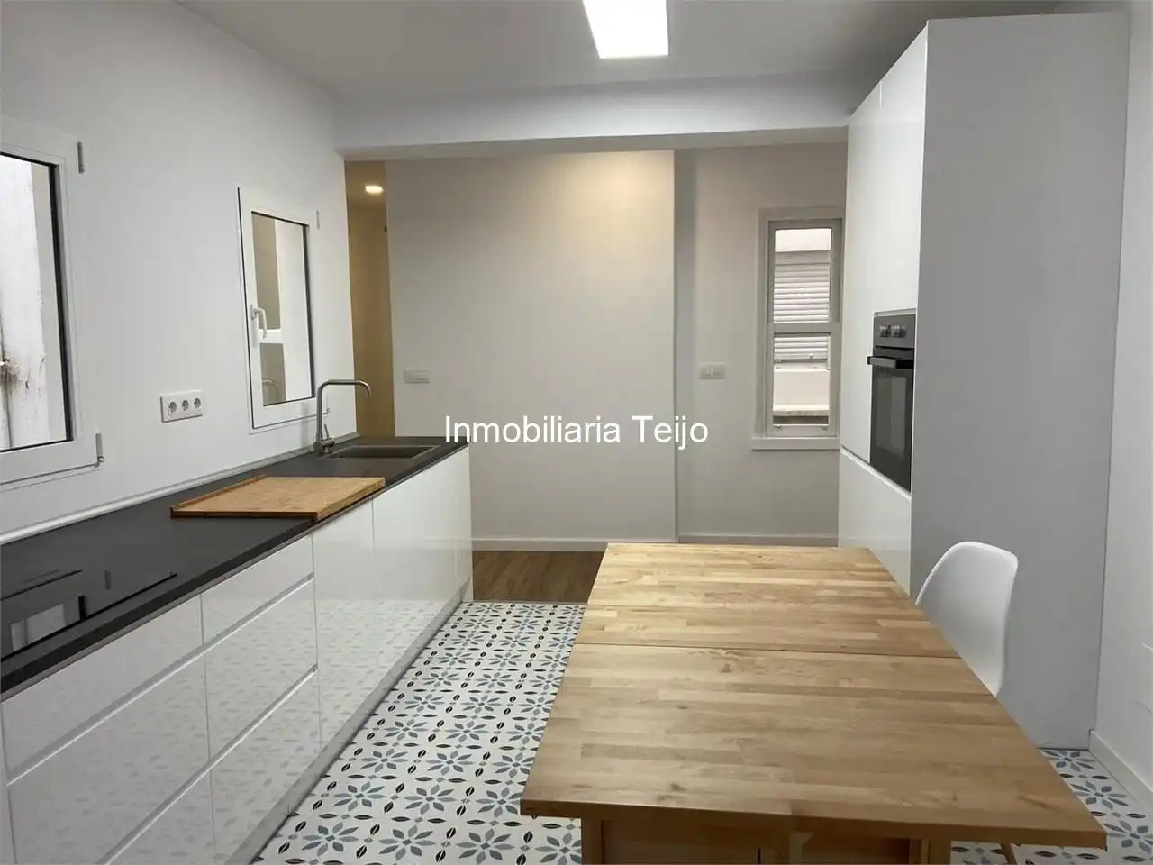 Kitchen of Flat for rent in Ferrol  with Heating, Furnished and Oven