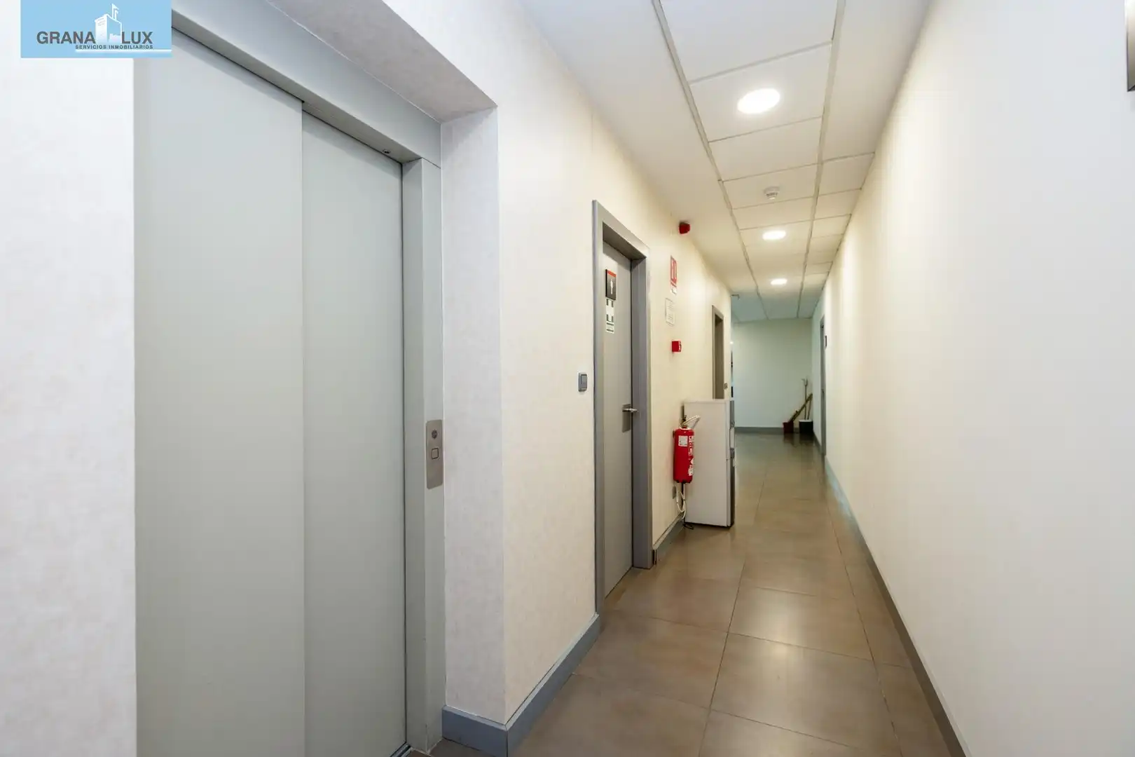 Inmuebles singulares con ascensor en venta en Peligros, imagen 53