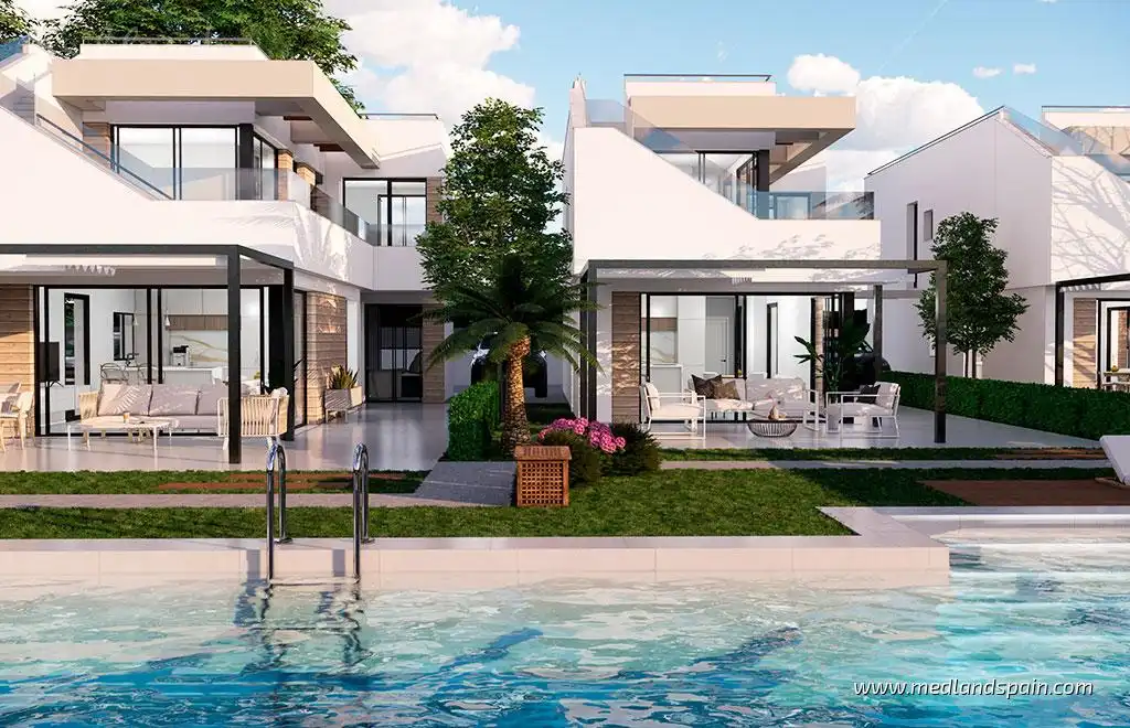 Chalet con piscina en venta en El Pinar de Campoverde, imagen 7