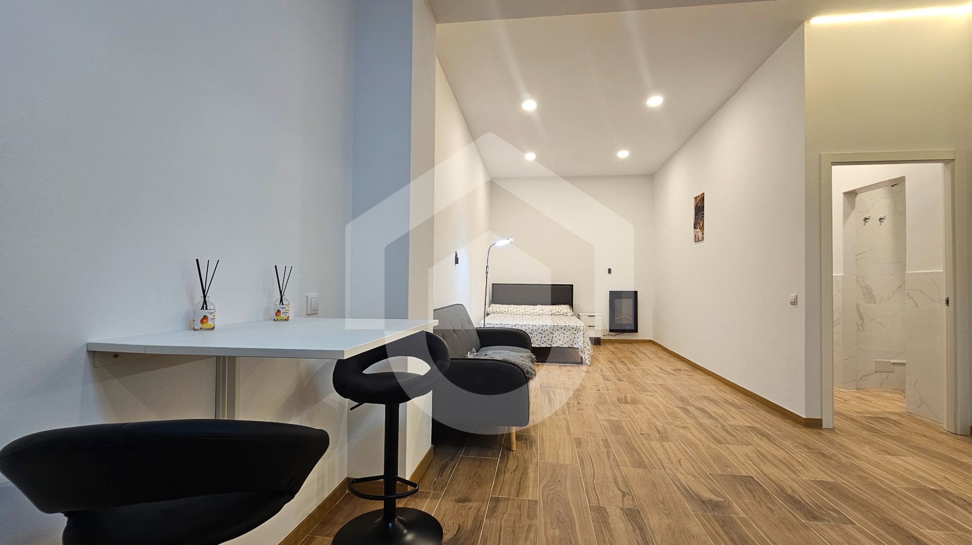 Wohnzimmer von Geschaftsraum zum Verkauf in  Barcelona Capital mit Möbliert