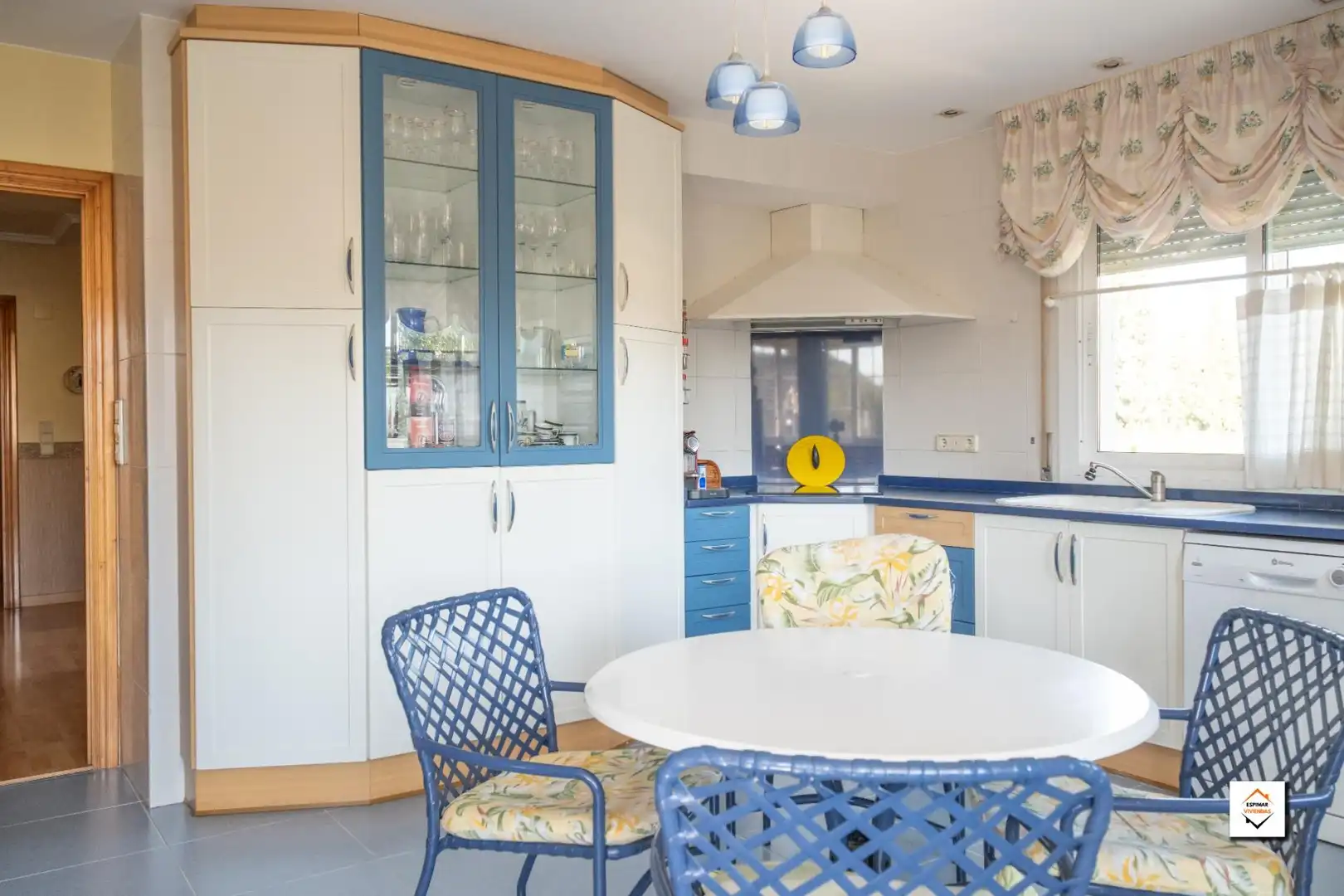 Kitchen of Houses for sale in Zaragoza  with Air Conditioner, Heating and Private garden