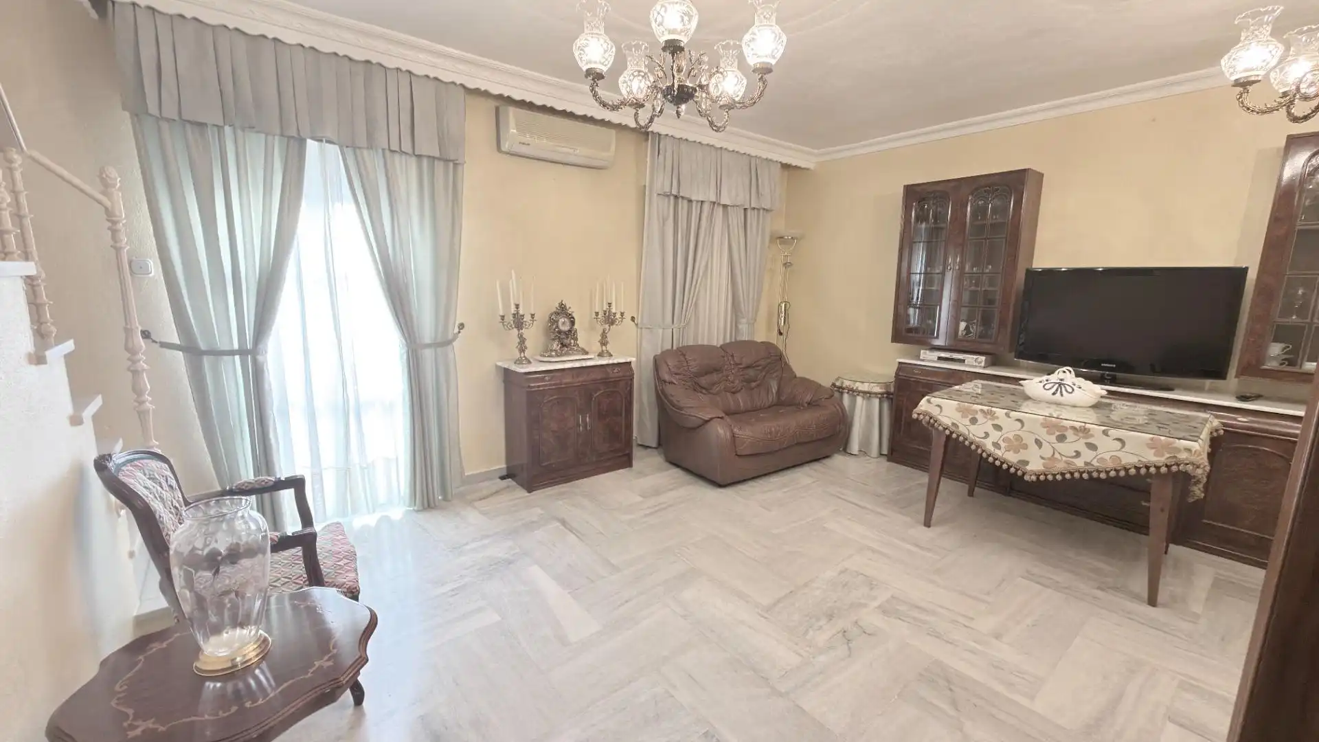 Casa adosada en venta en Moguer con Terraza