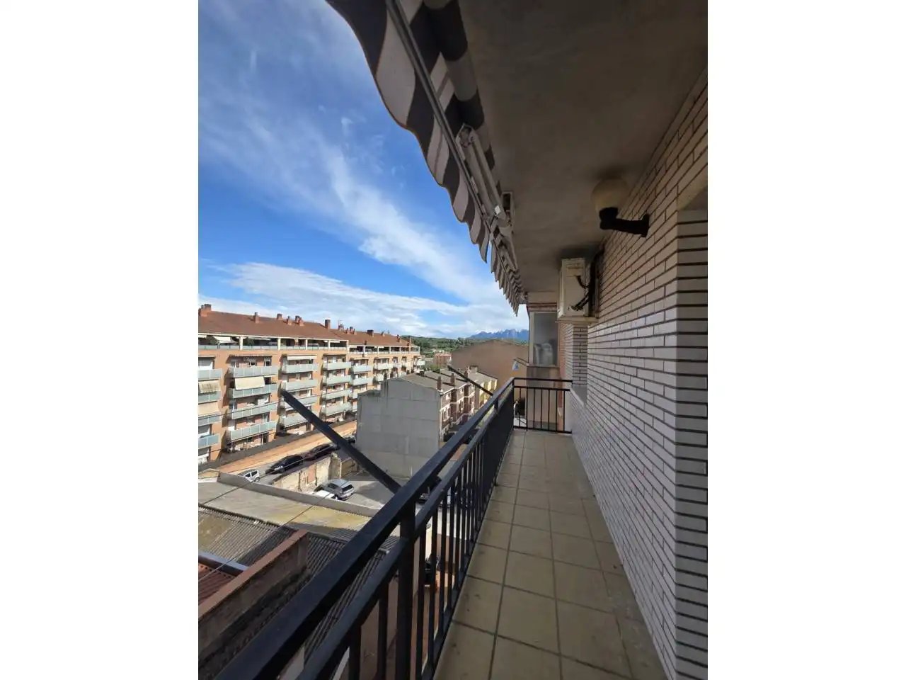 Vista exterior de Dúplex en venda en Manresa amb Aire condicionat, Calefacció i Terrassa