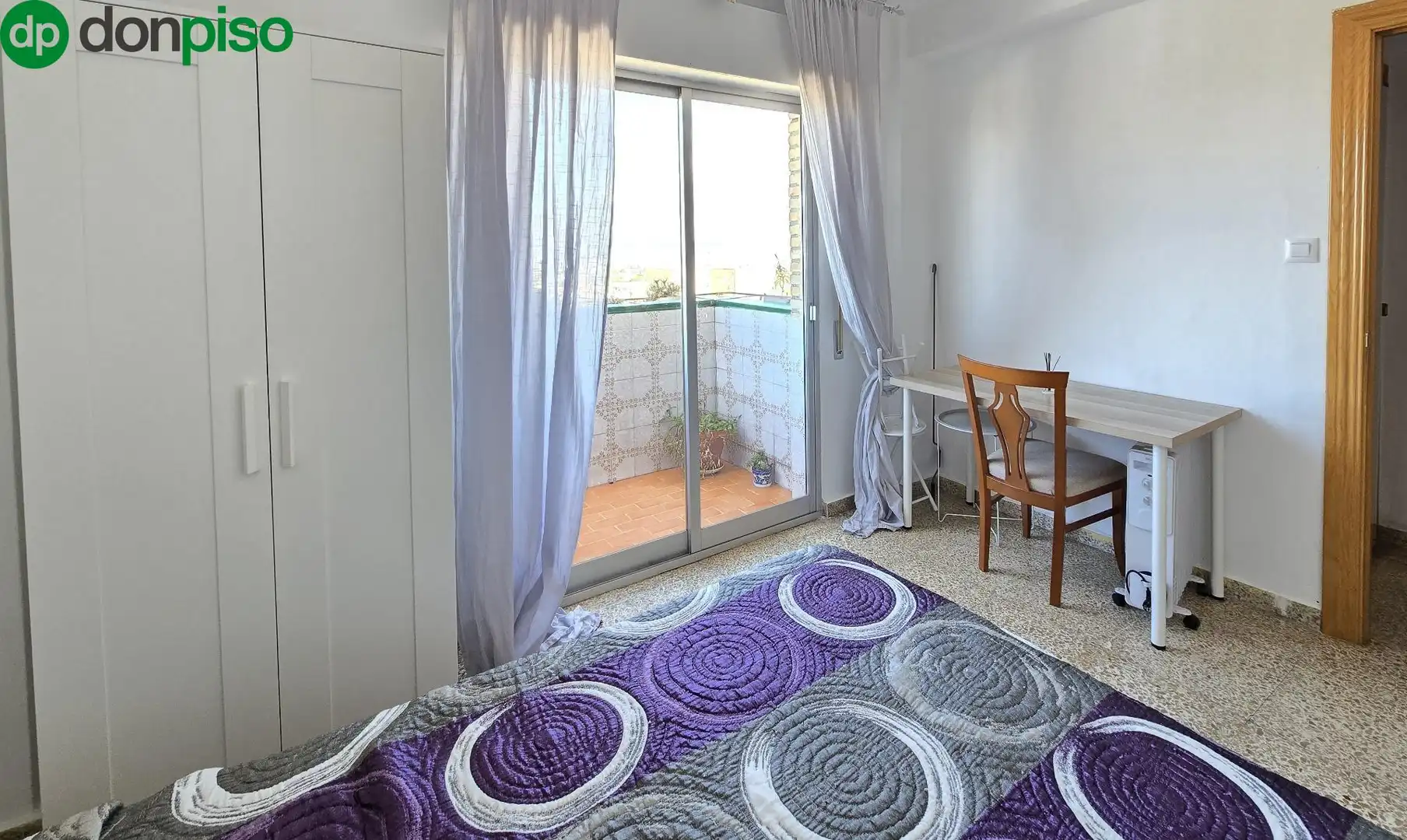 Flat for rent in Calle HENRIQUEZ DE JORQUERA, Cartuja