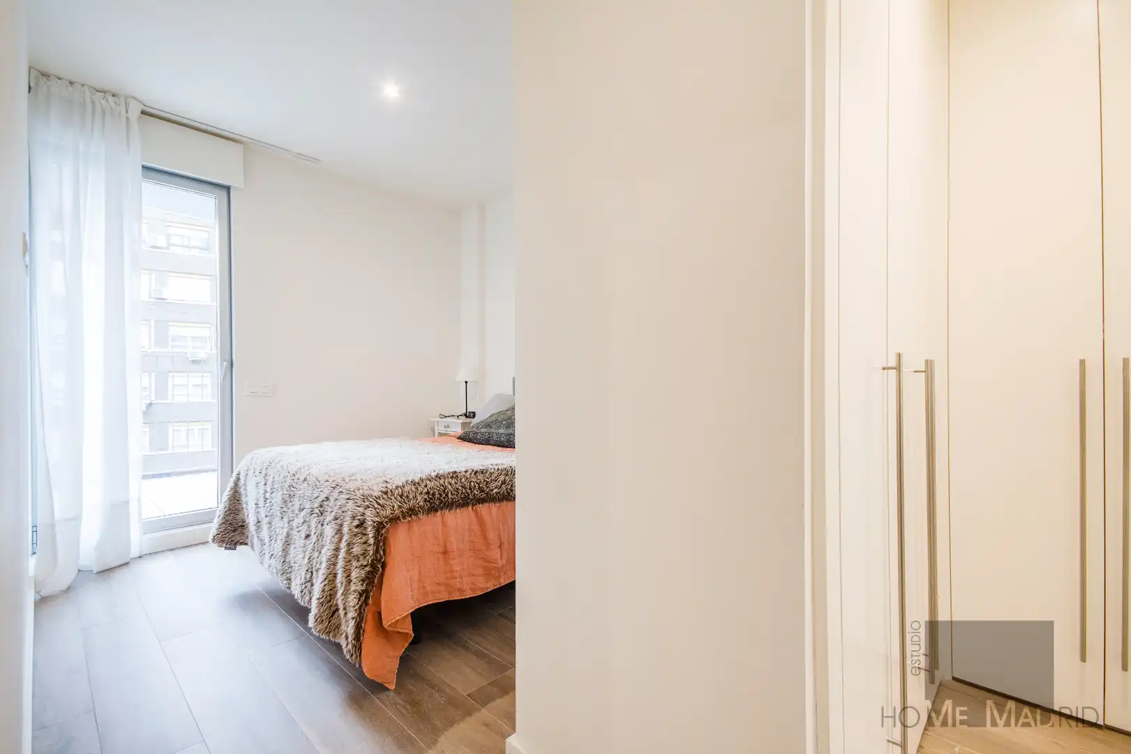 Bedroom of Flat for sale in Madrid  with Air Conditioner, Heating and Parquet flooring