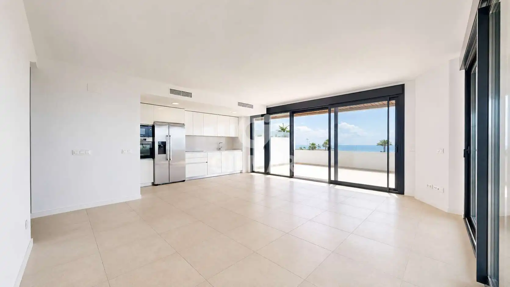 Vista exterior de Piso en venta en Torremolinos con Calefacción, Jardín privado y Trastero