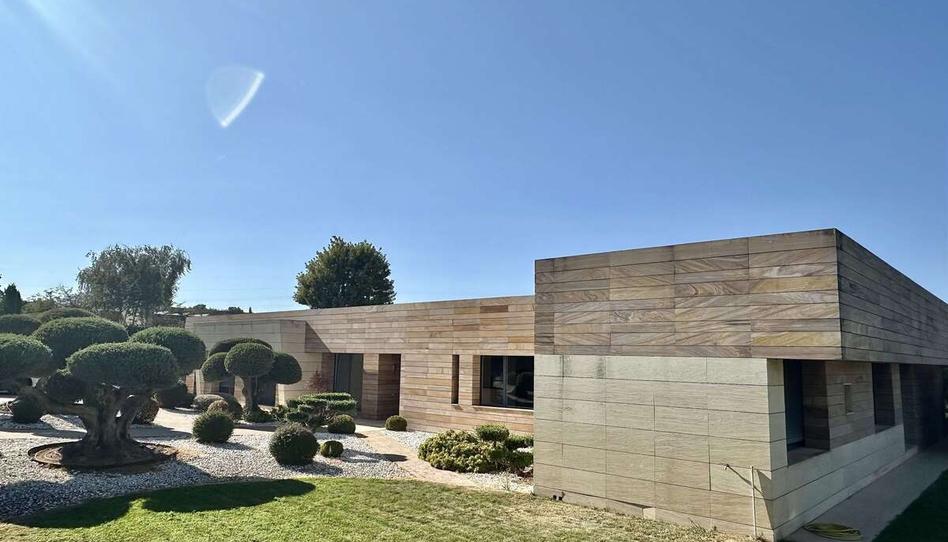 Foto 1 de Casa o xalet en venda a De Los Lagos, La Finca, Madrid